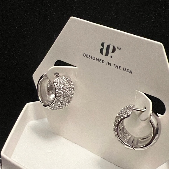 Bomb Party Just Delight Me - Picture 3 of 6